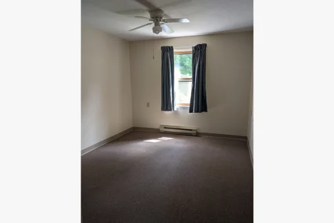 JuniperManorTwo-Web20023-LivingRoom01