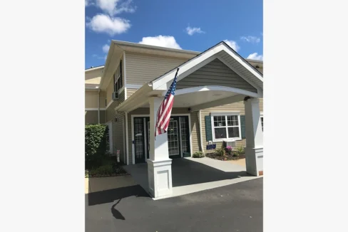 CranberryCourt-Exterior01